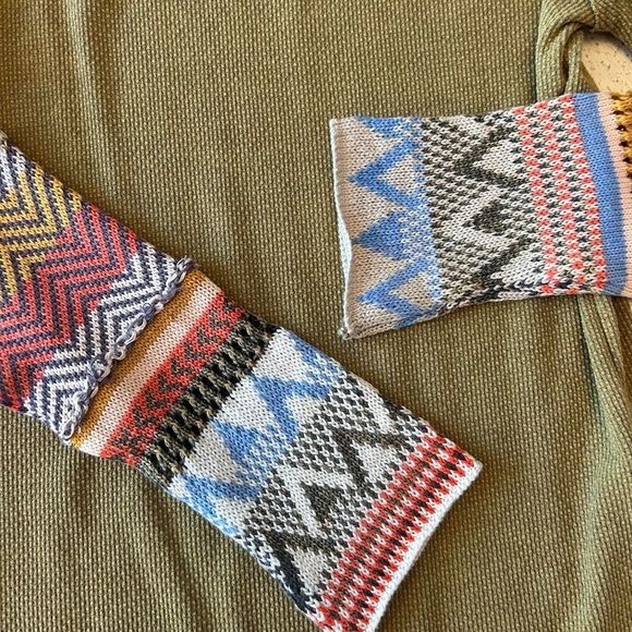 NWT- Free People Alpine Cuff Henley Top |Size M Army Green, & Pattern Details - Picture 3 of 8